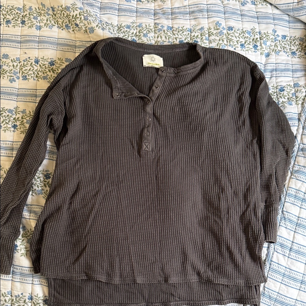 aerie Long Sleeve Waffle Henley Top in Charcoal